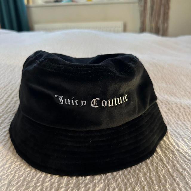 Juicy Couture Women's Bucket hats - Black on Productcaster.