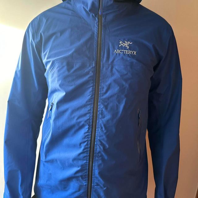 Arc'teryx Women's Raincoat - Blue/Navy - S on Productcaster.