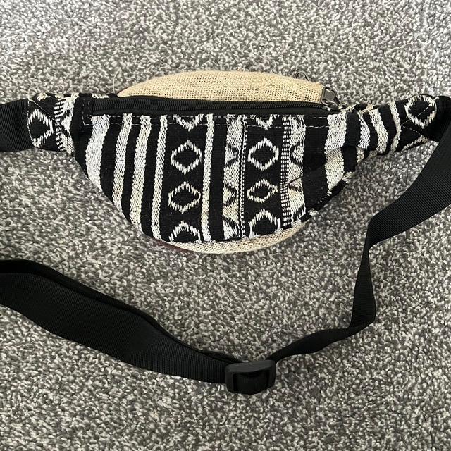 Hemp Clothing Australia Women's Bum bags and belt bags - Black on Productcaster.