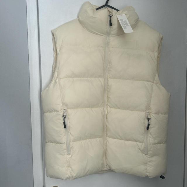 iets frans... Men's Gilet - Cream - L on Productcaster.