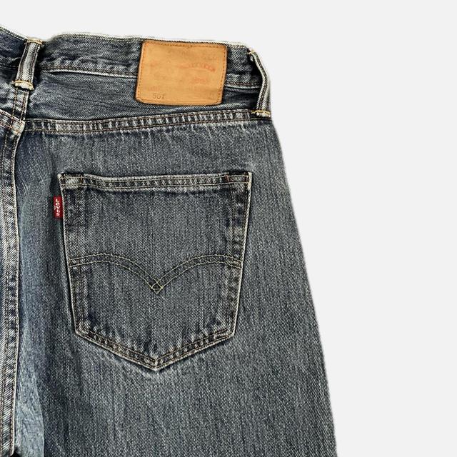 Levi's Men's Jeans - Blue - 34" on Productcaster.