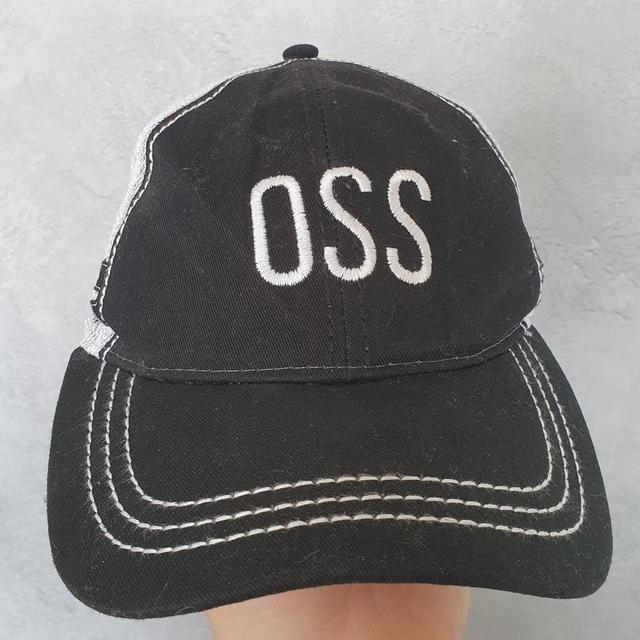 Men's Caps - Black on Productcaster.