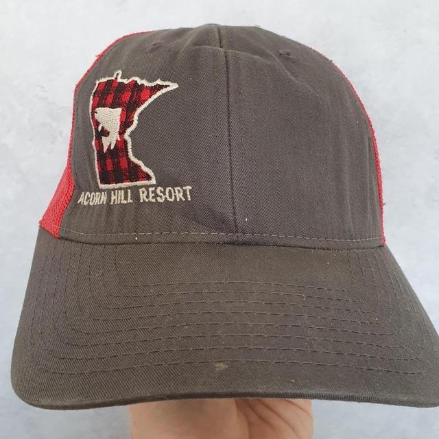 Men's Caps - Grey/Red on Productcaster.