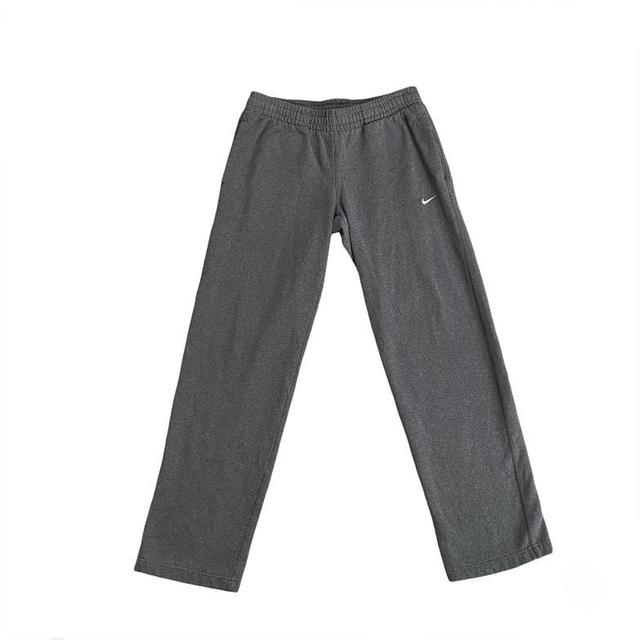 Nike Men's Sweatpants - Grey - 32" on Productcaster.