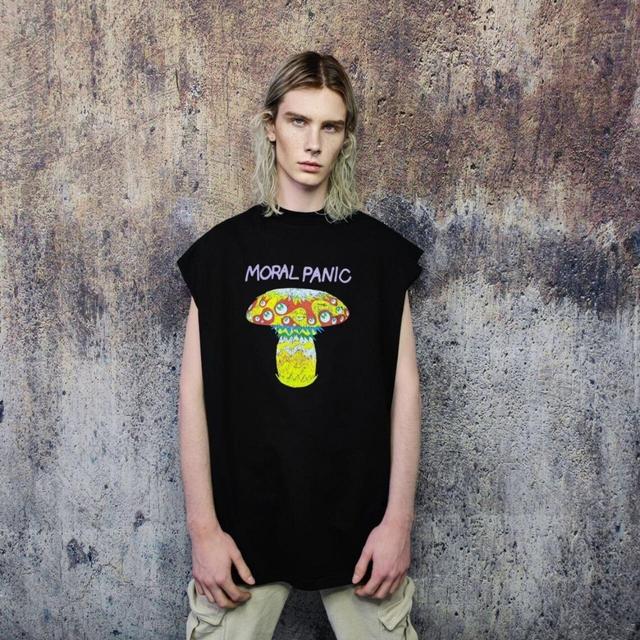 Custom Men's T-shirt - Black - XXL on Productcaster.