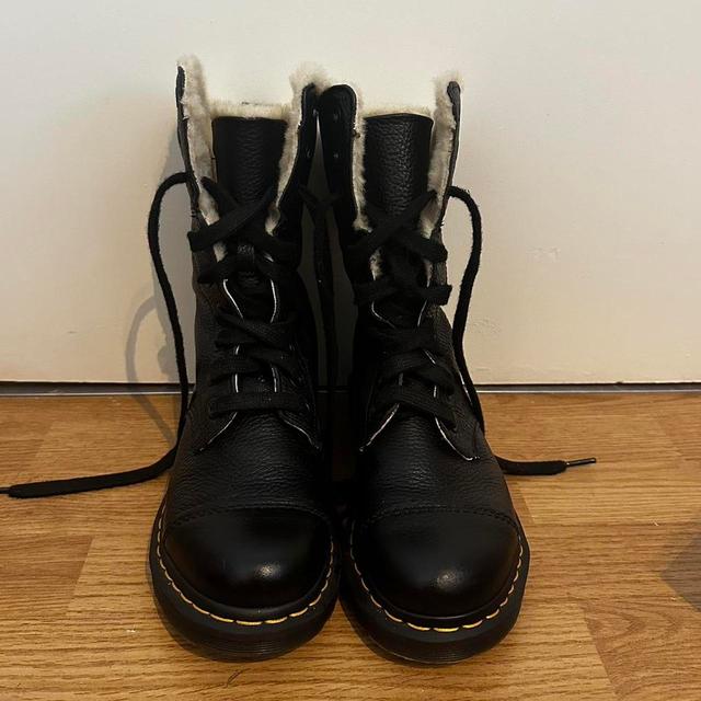 Dr. Martens Women's Boots - Black - UK 6 on Productcaster.