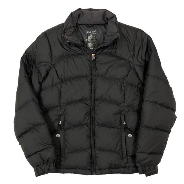 L.L.Bean Women's Puffer Jacket - Black - XS on Productcaster.