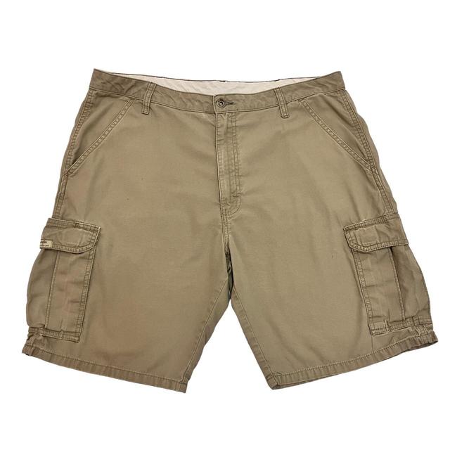 Wrangler Men's Shorts - Cream - 38" on Productcaster.