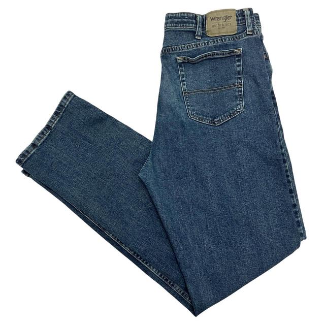 Wrangler Men's Straight leg Faded Jeans - Blue - 38" on Productcaster.