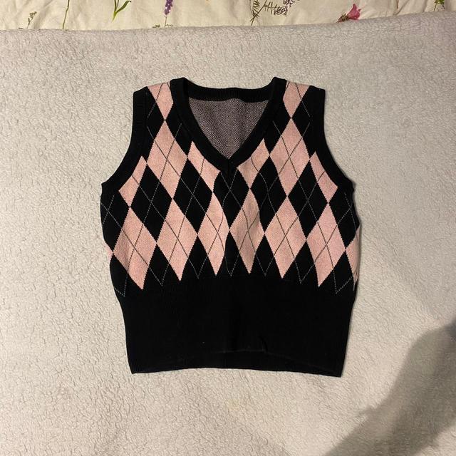 Women's Vest - Pink - L on Productcaster.