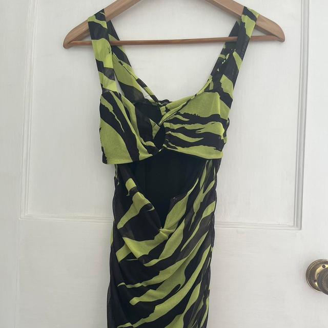 PrettyLittleThing Women's Dress - Green/Black - 6 on Productcaster.