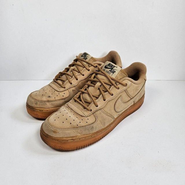 Nike Kids' Trainers - Brown - 5-5.5 on Productcaster.