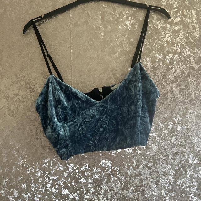 Urban Outfitters Women's Crop top - Blue - S on Productcaster.