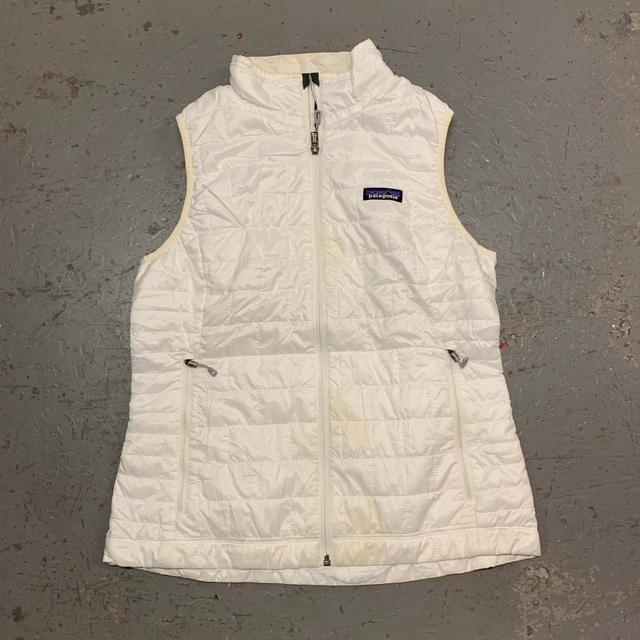 Patagonia Women's Gilet - White - M on Productcaster.