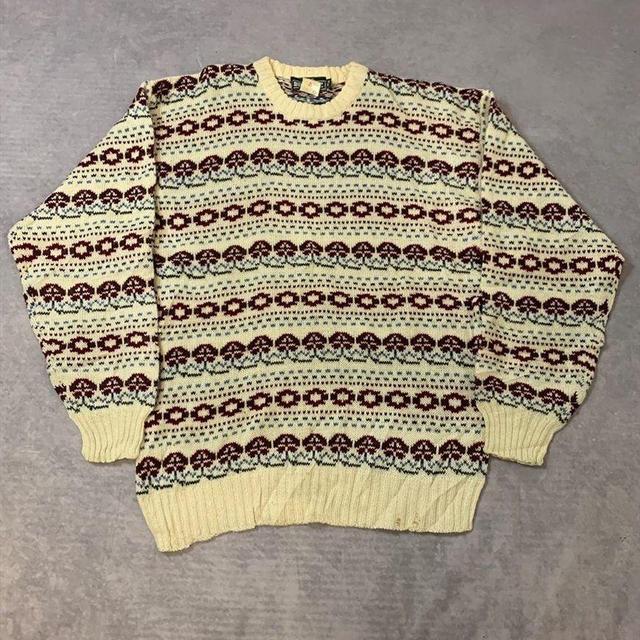 Vintage Men's Jumper - Cream - M on Productcaster.