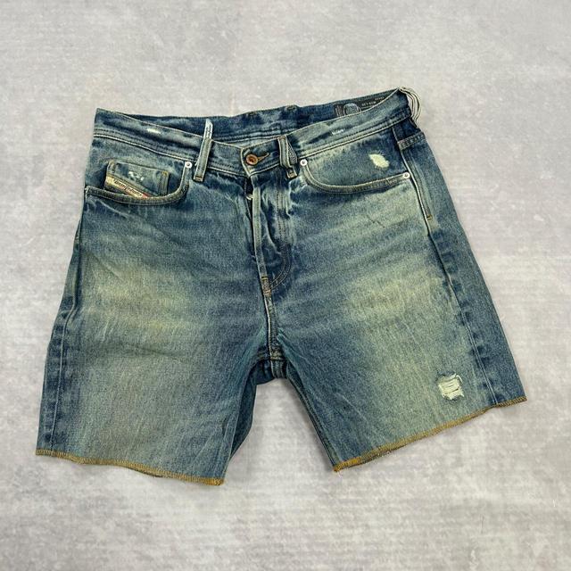 Diesel Men's Shorts - Blue - 32" on Productcaster.