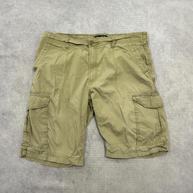 Lee Men's Shorts - Tan - 40" on Productcaster.