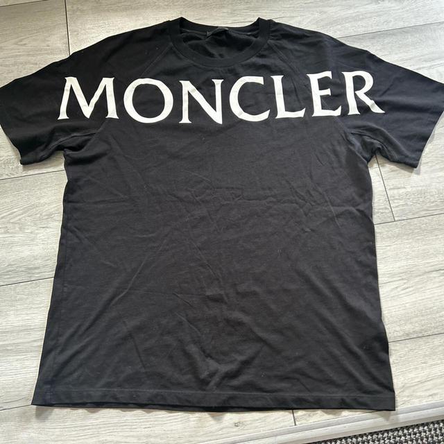 Moncler Men's T-shirt - Black - M on Productcaster.