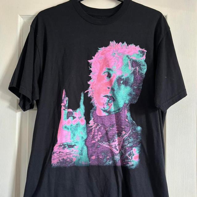 Men's T-shirt - Pink - XL on Productcaster.