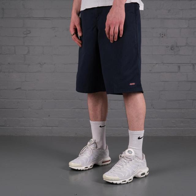 Dickies Men's Shorts - Navy - 32" on Productcaster.