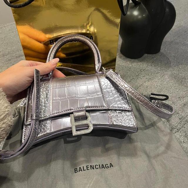 Balenciaga Women's Leather Bag - Purple/Silver on Productcaster.