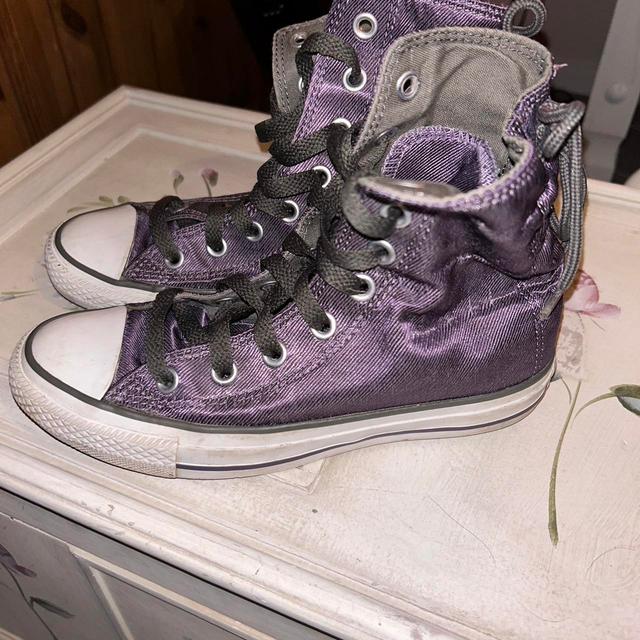 Converse Women's Trainers - Purple - UK 3 on Productcaster.