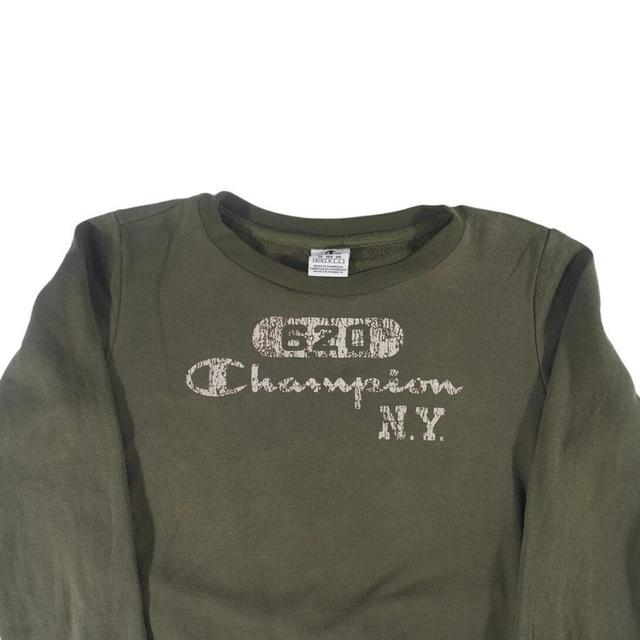 Champion Men's Sweatshirt - Green - S on Productcaster.