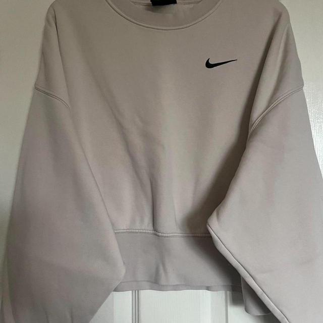 Nike Women's Sweatshirt - White/Cream - XS on Productcaster.