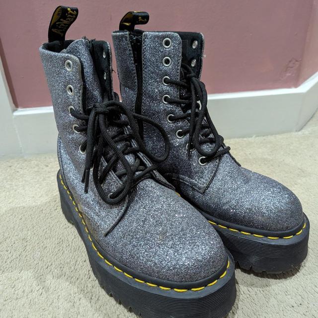 Dr. Martens Women's Boots - Silver - UK 5 on Productcaster.