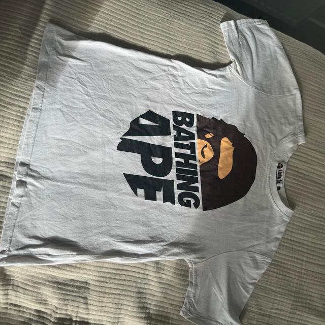 BAPE Men's T-shirt - White/Grey - M on Productcaster.