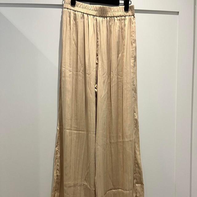 Zara Women's Trousers - Gold/Tan - M on Productcaster.