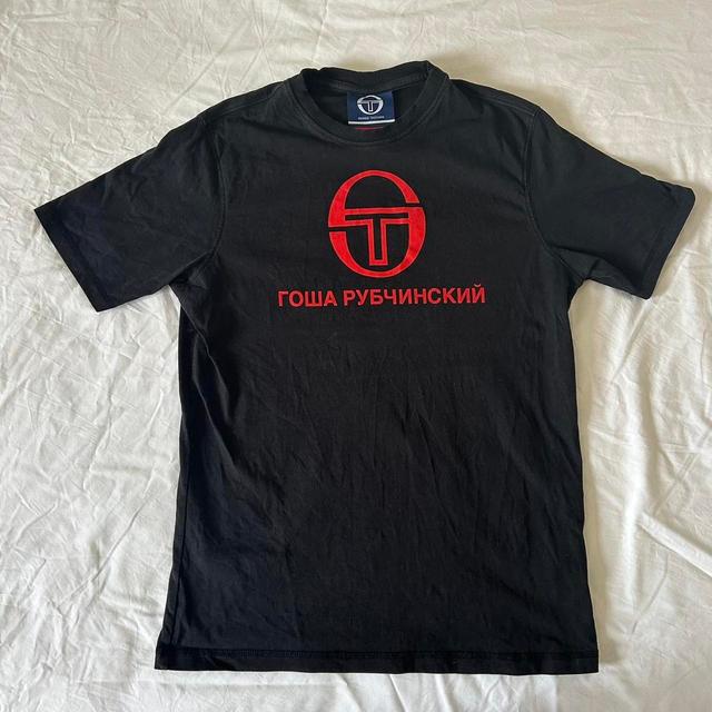 Gosha Rubchinskiy Men's T-shirt - Black/Red - S on Productcaster.