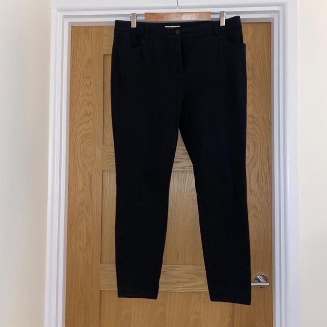 Sainsbury's TU Women's Trousers - Black - UK 16 on Productcaster.