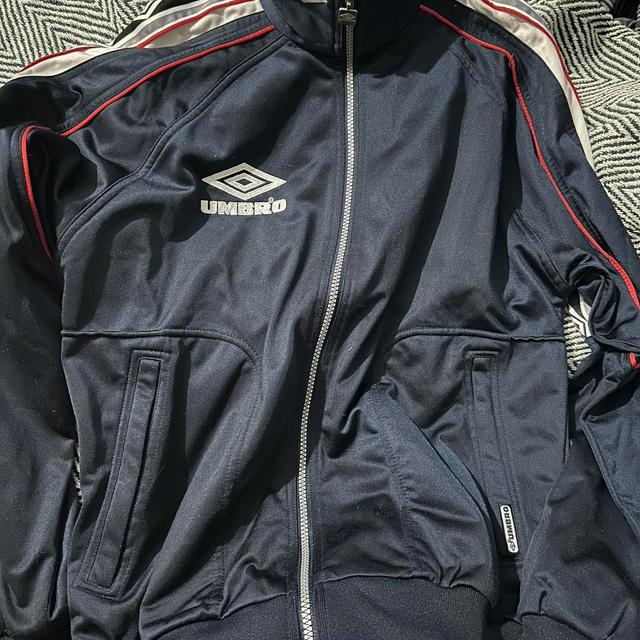 Umbro Women's Jacket - Navy - UK 10 on Productcaster.