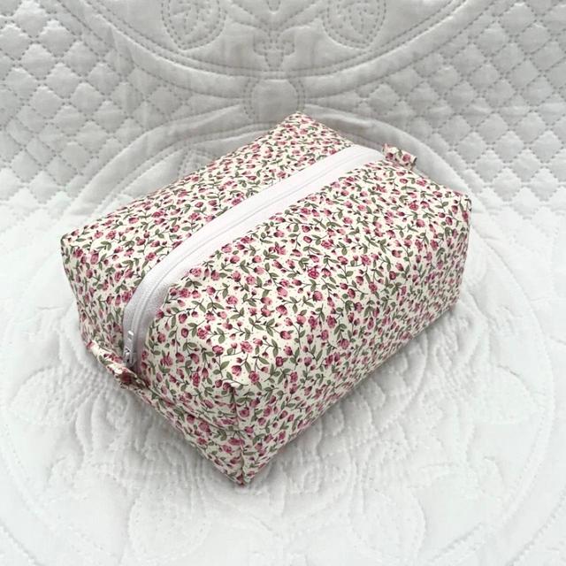 Handmade Women's Gifting Bag - White/Pink on Productcaster.