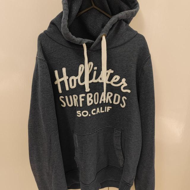 Hollister Co. Men's Hoodie - Navy - M on Productcaster.