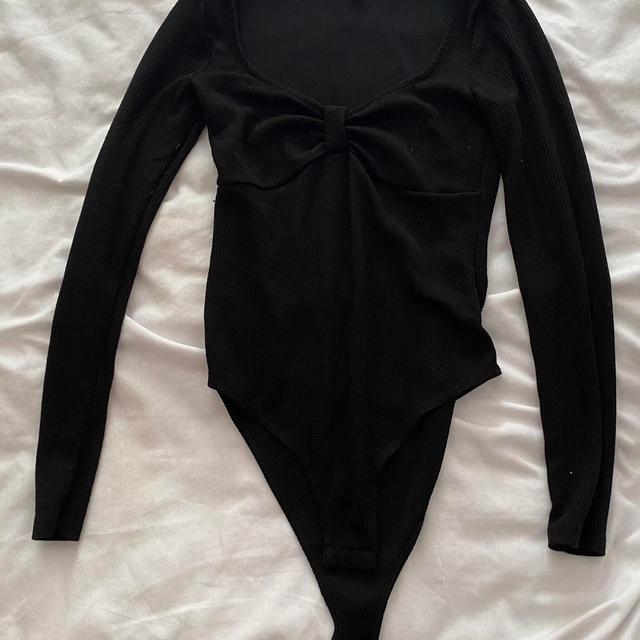 H&M Women's Bodysuit - Black - S on Productcaster.