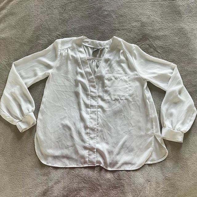 H&M Women's Blouse - White - 8 on Productcaster.