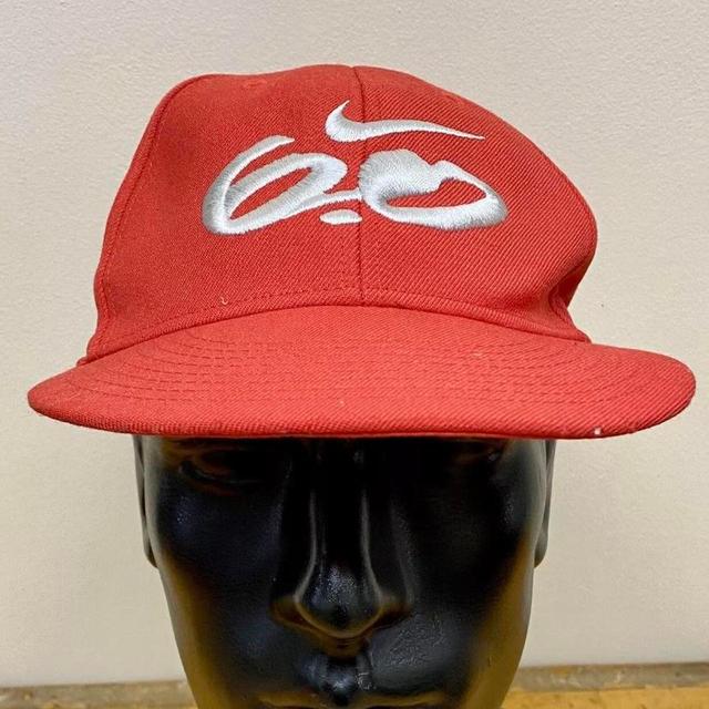 Nike Men's Caps - Red on Productcaster.