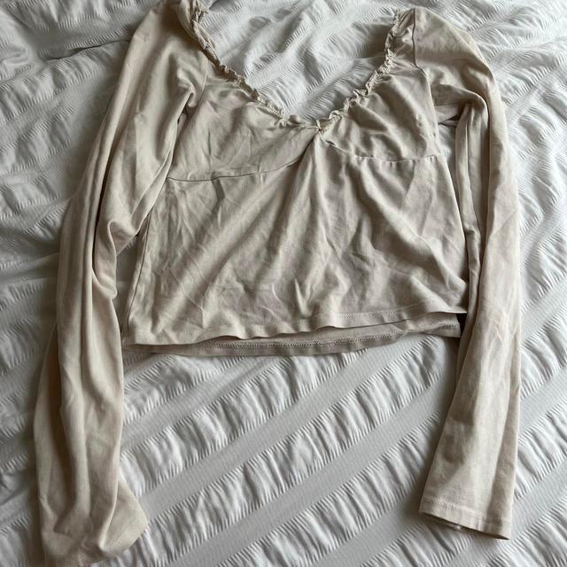 Urban Outfitters Women's Crop top - Cream - S on Productcaster.