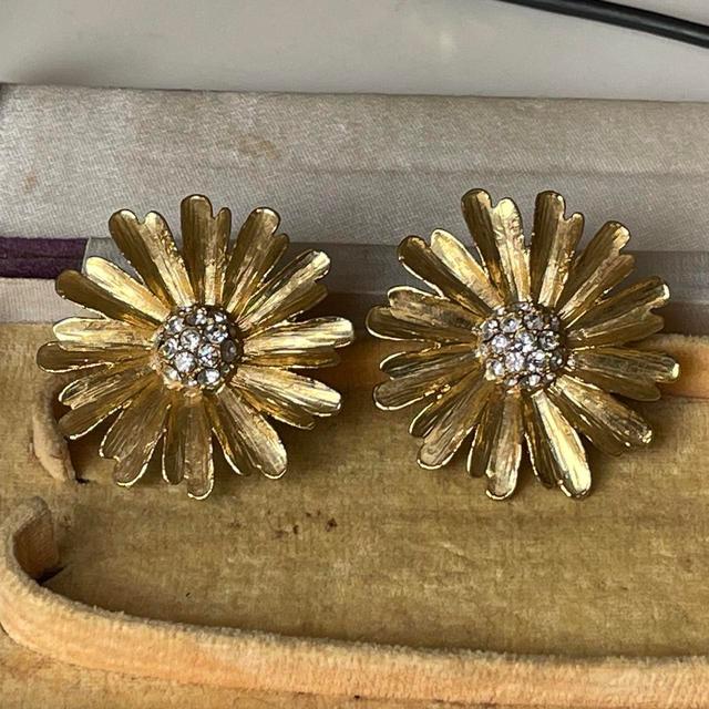 Vintage Women's Earrings - Gold on Productcaster.