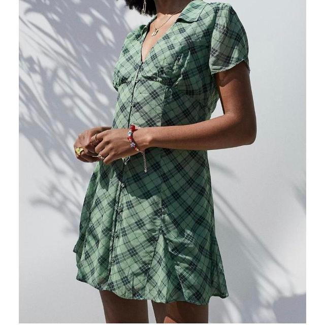 Urban Outfitters Women's Mini Dress - Green - S on Productcaster.