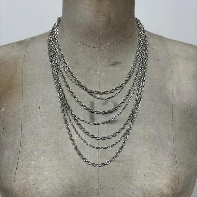 Vintage Women's Necklace - Silver on Productcaster.