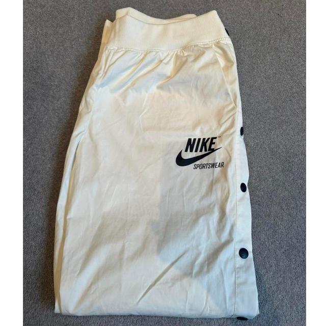 Nike Men's Sweatpants - White/Cream - M on Productcaster.