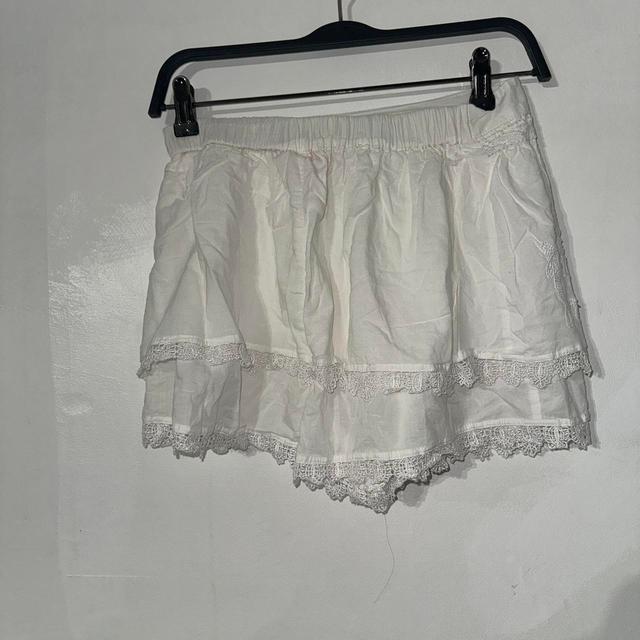 River Island Women's Shorts - White - S on Productcaster.