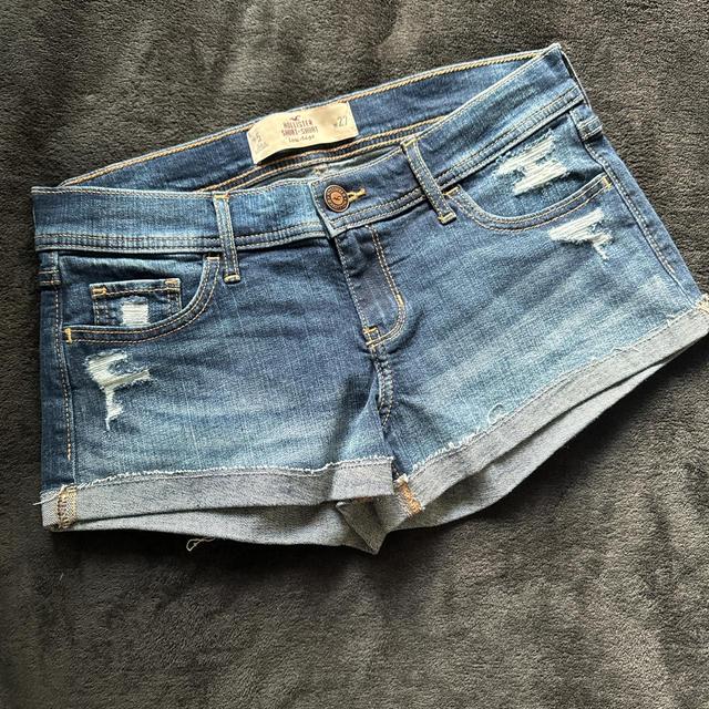 Hollister Co. Women's Shorts - Blue - UK 8 on Productcaster.