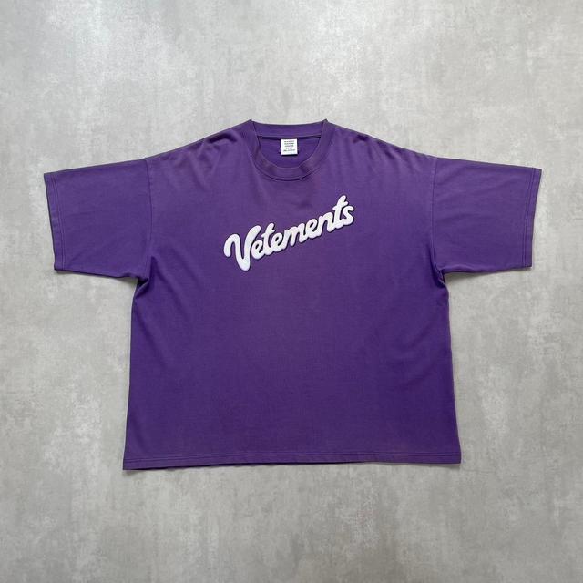 Vetements Men's T-shirt - Purple - S on Productcaster.