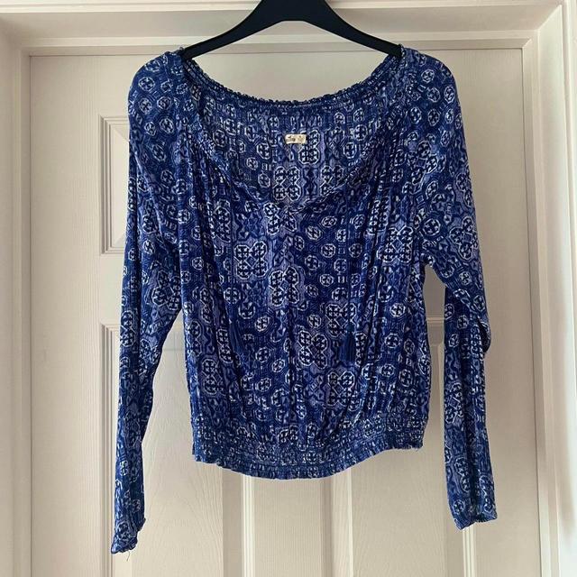 Hollister Co. Women's Blouse - Blue - XS on Productcaster.