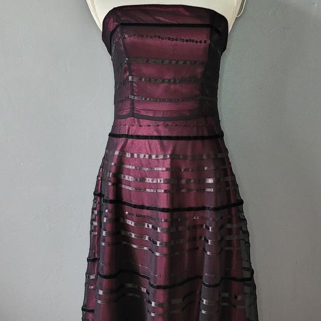 Preloved Women's Midi Dress - Black/Burgundy - 10 on Productcaster.