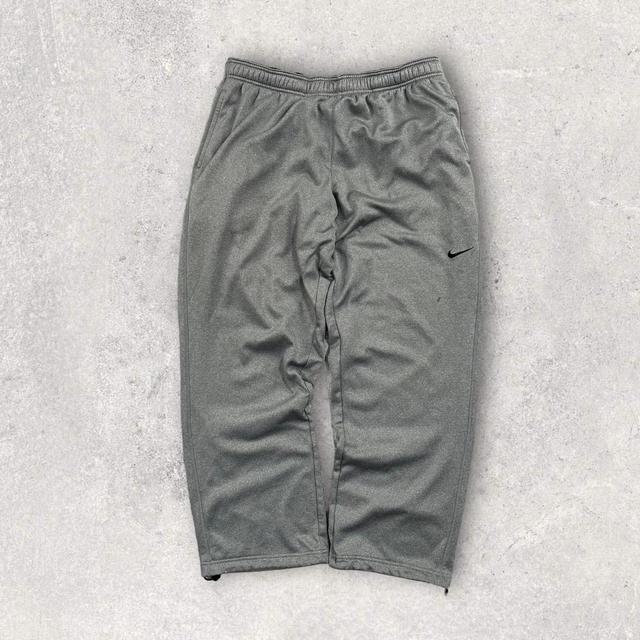 Nike Men's Sweatpants - Grey - XL on Productcaster.